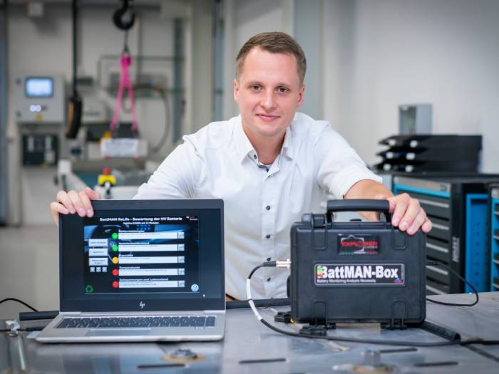 battmannrelifebatteriesemaforo.jpg