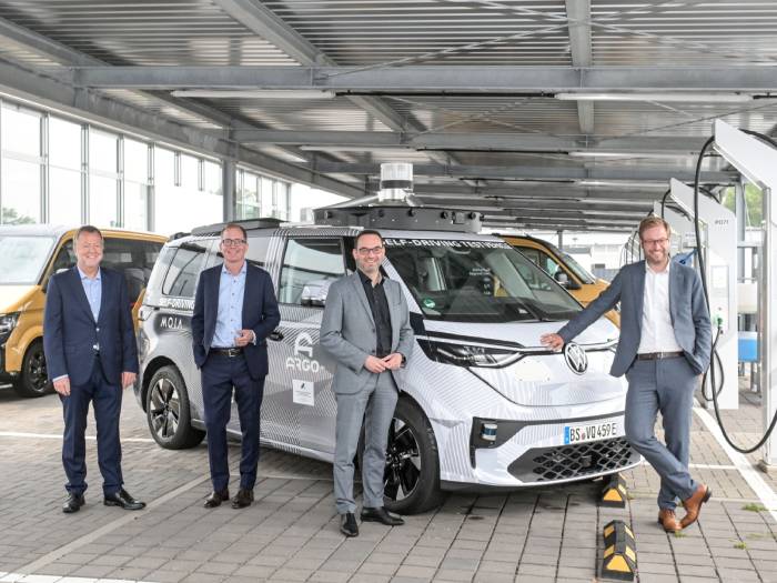 moiaautonomocollaborazione.jpg